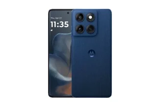 మోటోరోలా ఎడ్జ్ 70 5G స్మార్ట్‌ఫోన్ రెండర్ 12GB RAM 512GB storage త్రీ కెమెరా సెటప్